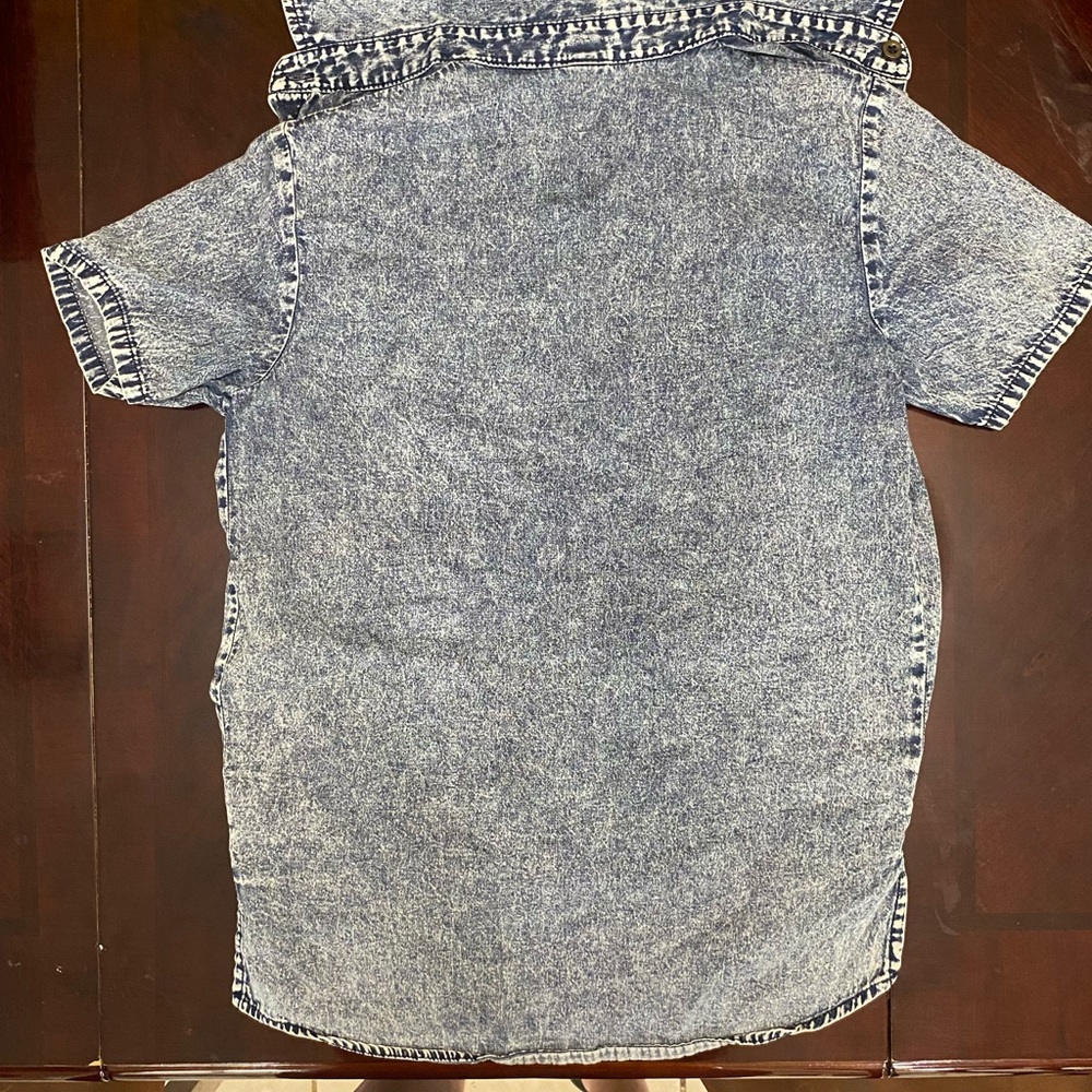 Boys Shirt Size M 8/10